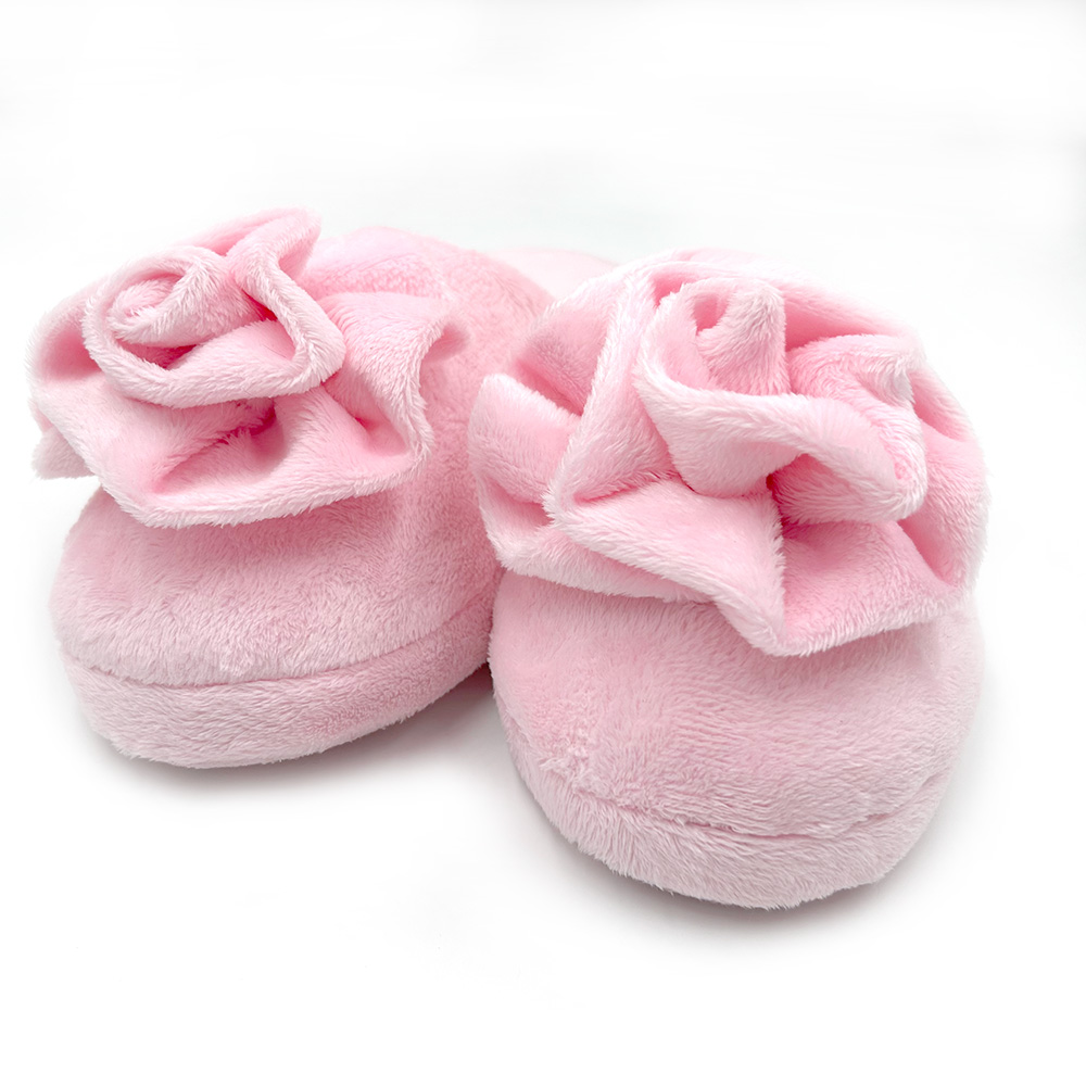 Ladies′ cute flower shape micro plush indoor slippers