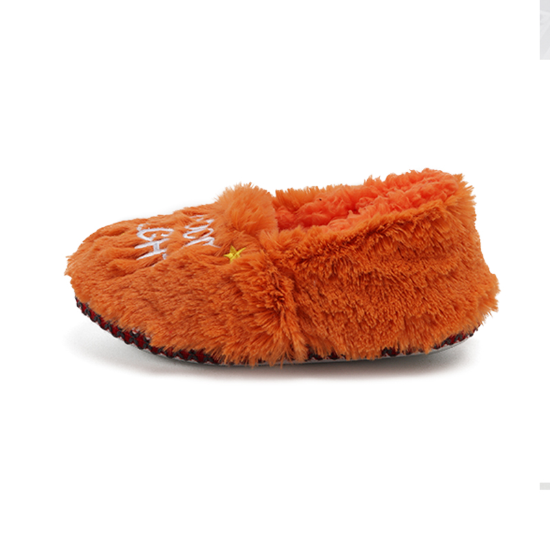 Kids' lovely fluffy house warm indoor slipper in winter