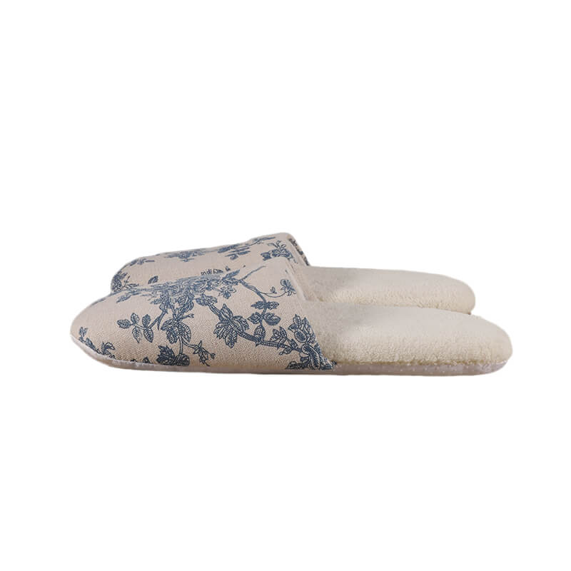 Comfortable fashion thick bottom indoor slippers