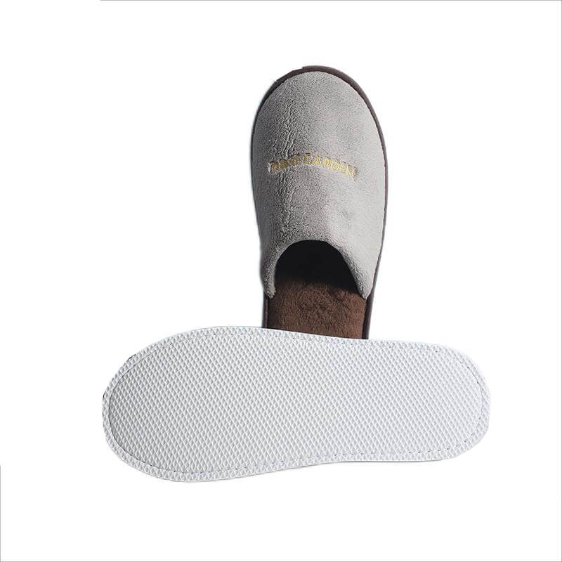 Non-skid coral fleece disposable hotel slippers for men and women