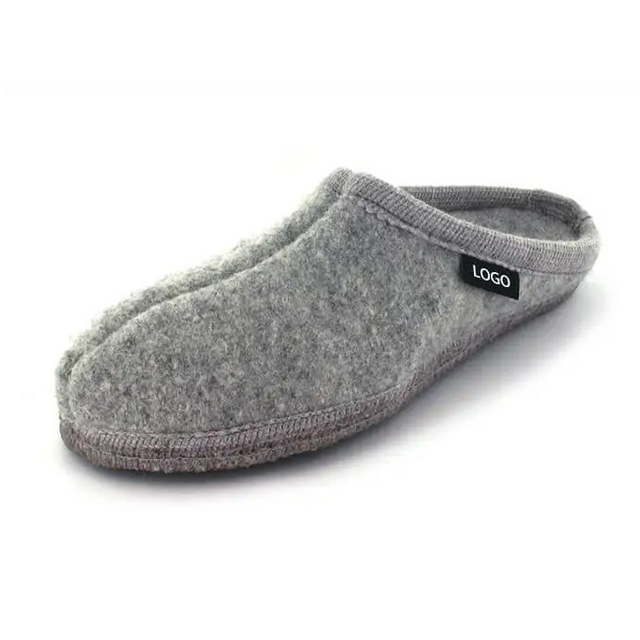 Closed toe house indoor outdoor felt material slippers