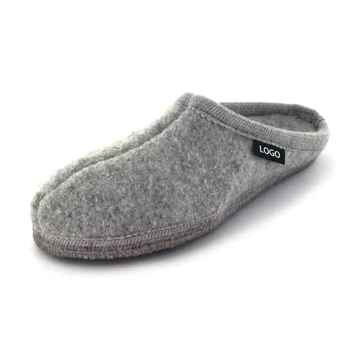 Closed toe house indoor outdoor felt material slippers