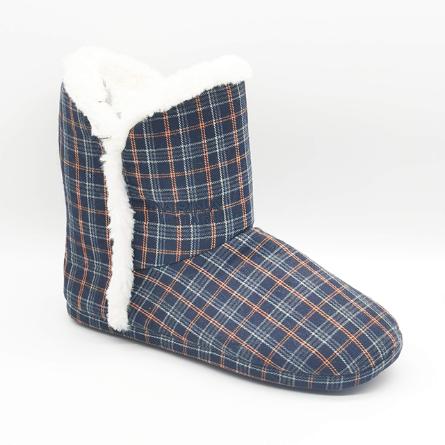 Checkered cotton fabric with the embroidered boot for women