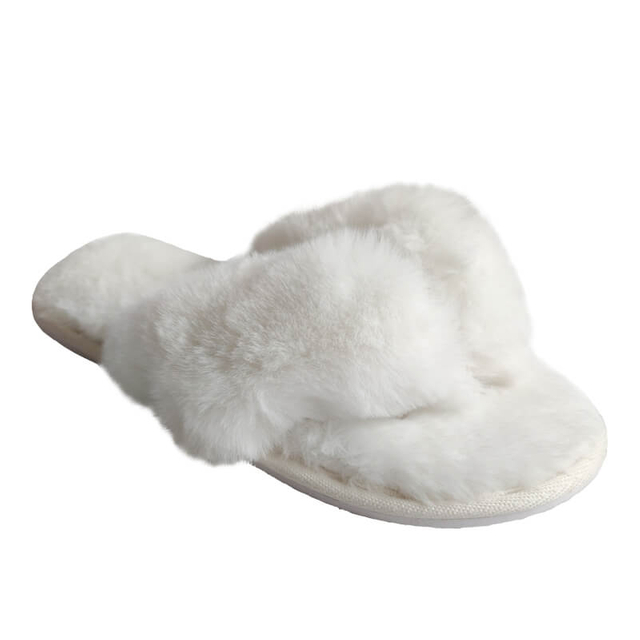 Lady indoor fluffy flip-flop slipper