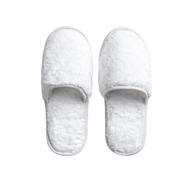 Close toe comfy hotel slippers