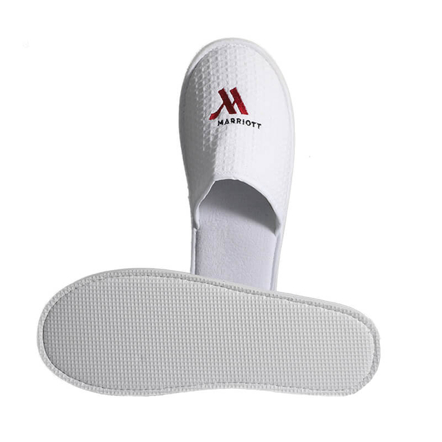 Waffle closed toe white slippers for hotel