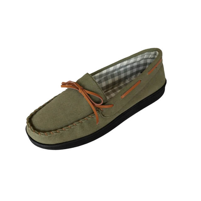 Men's canvas moccasin shoes in spring