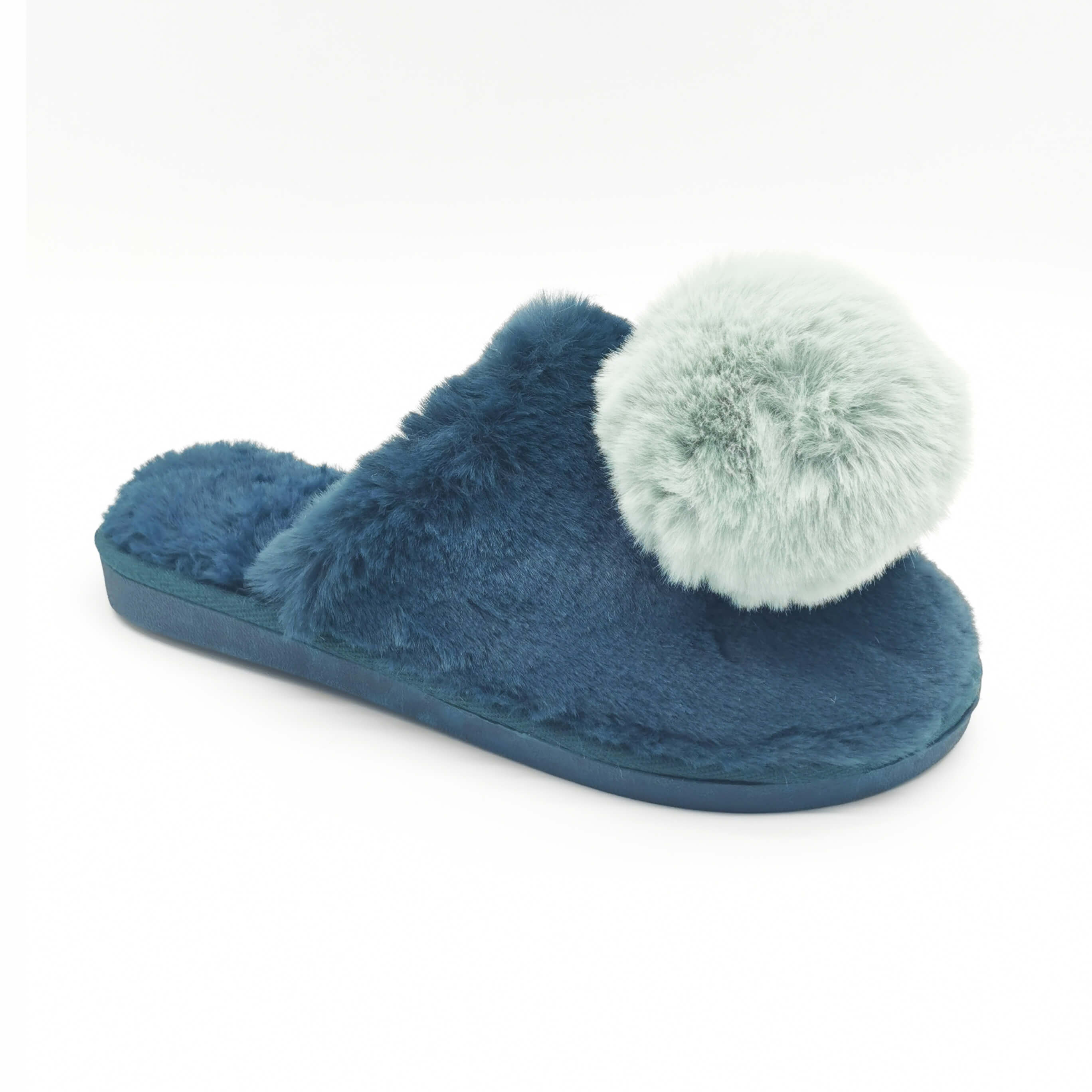 Cute pom slipper for women wearing mopping indoor and outdoor 