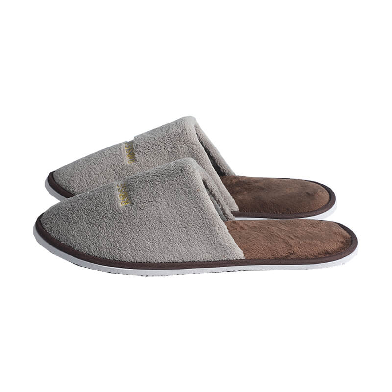 Non-skid coral fleece disposable hotel slippers for men and women