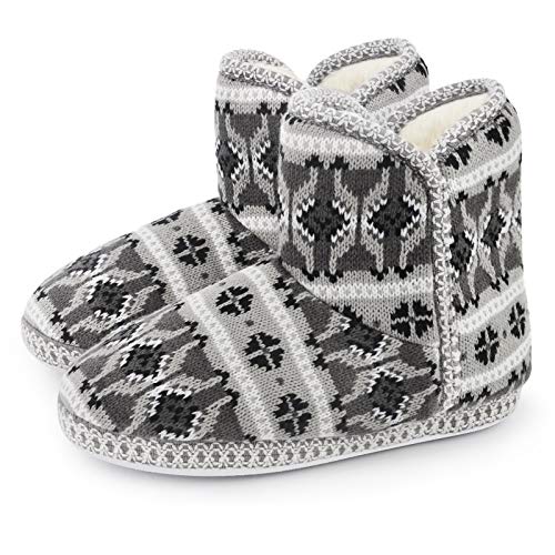 Winter soft cable knitted home bootie slippers for women