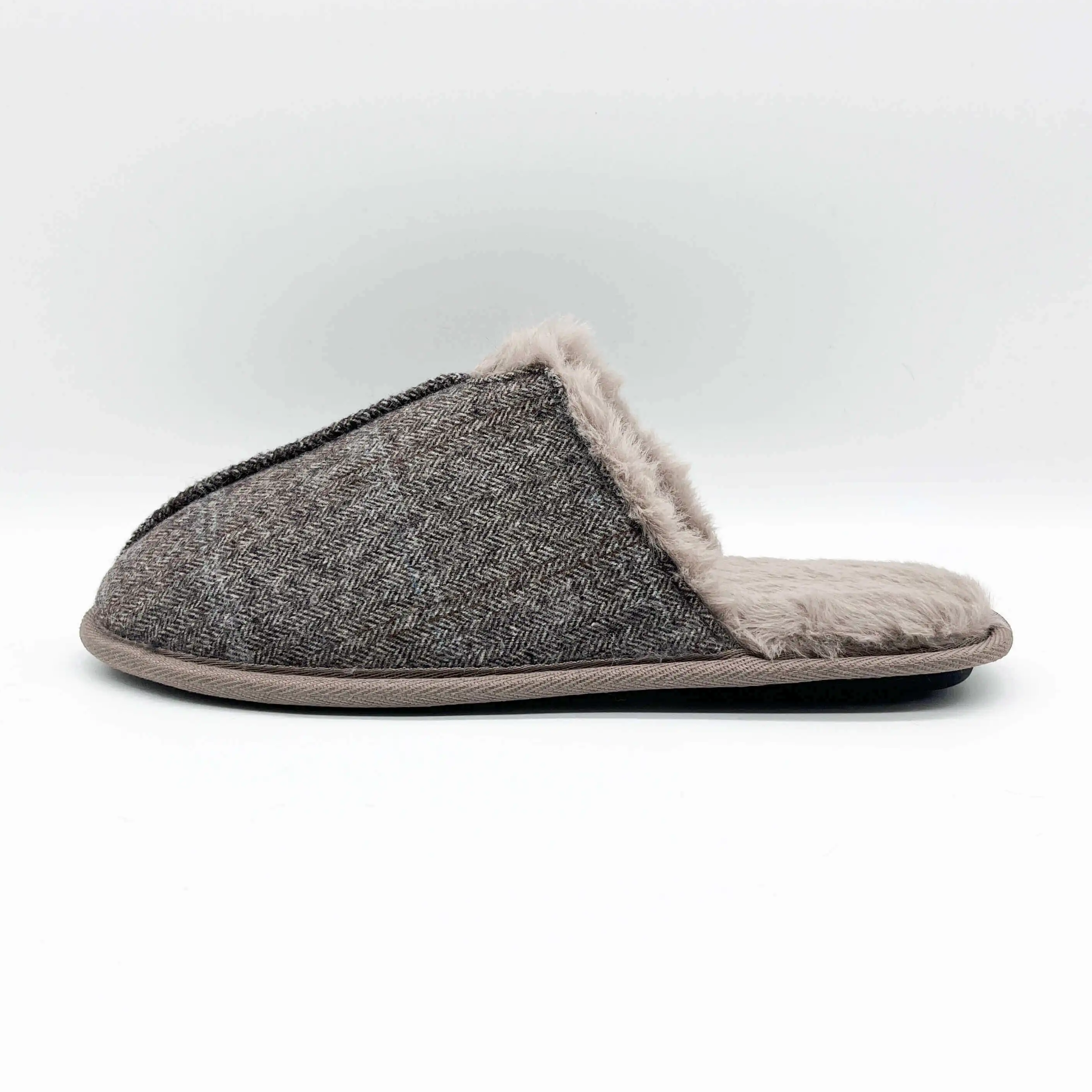 Simple plaid household daily warm floor slippers