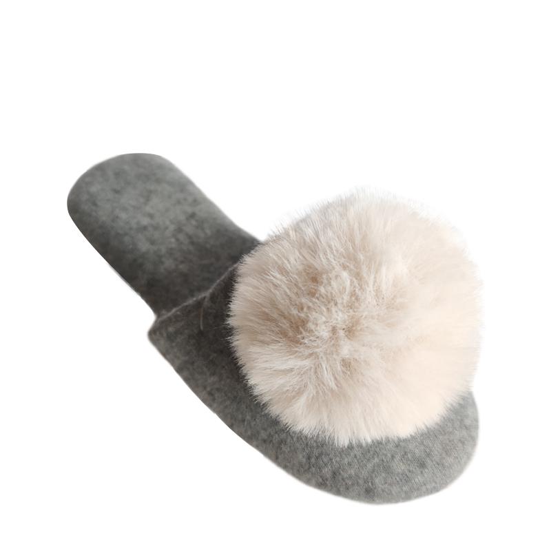 Women's Grey Plush Pom-pom Fuzzy Slippers