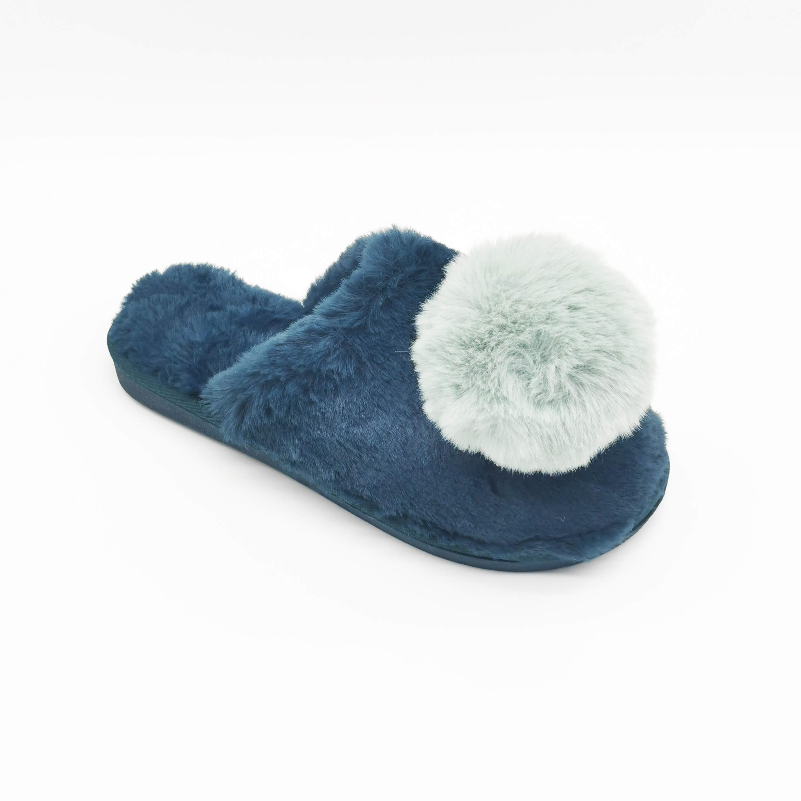 Cute pom slipper for women wearing mopping indoor and outdoor 